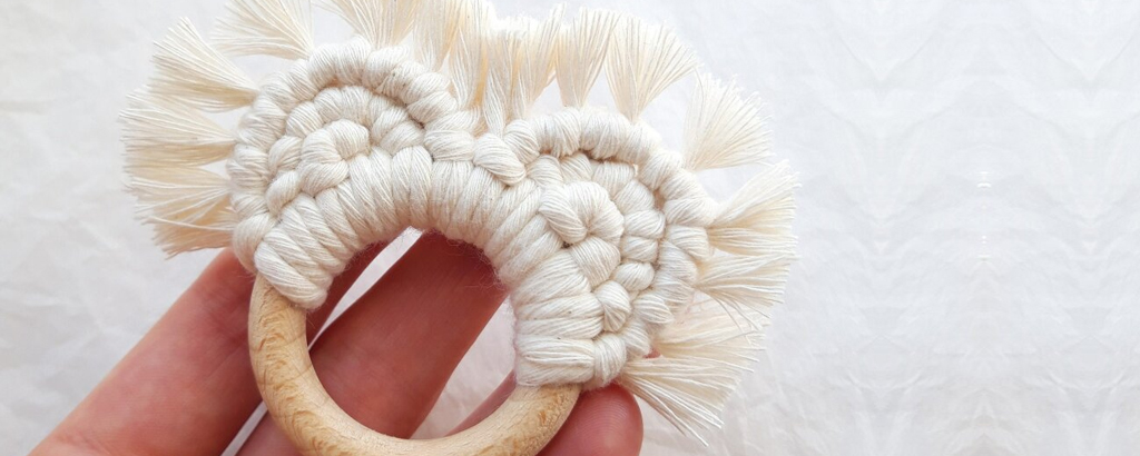 Le macramé au top des tendances en déco et en mode