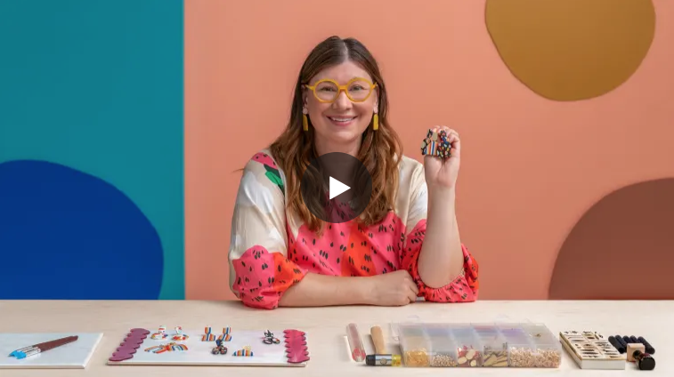 Apprendre à créer des bijoux originaux sur Domestika