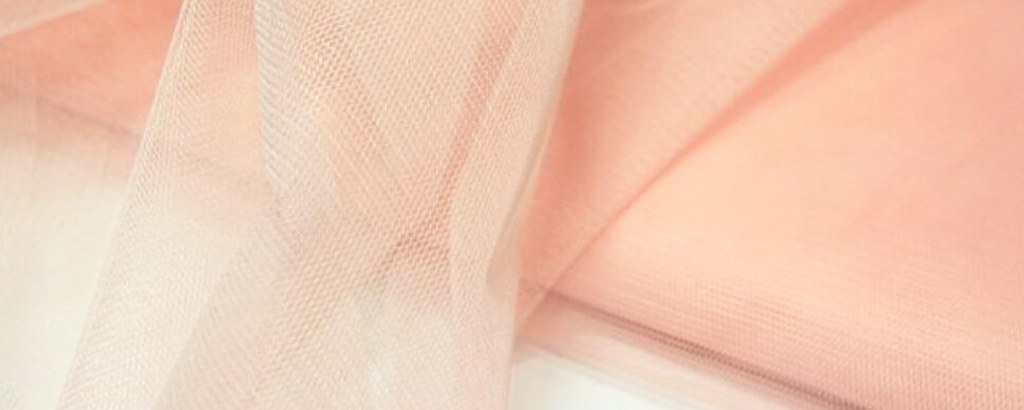Peach Fuzz élue couleur Pantone 2024
