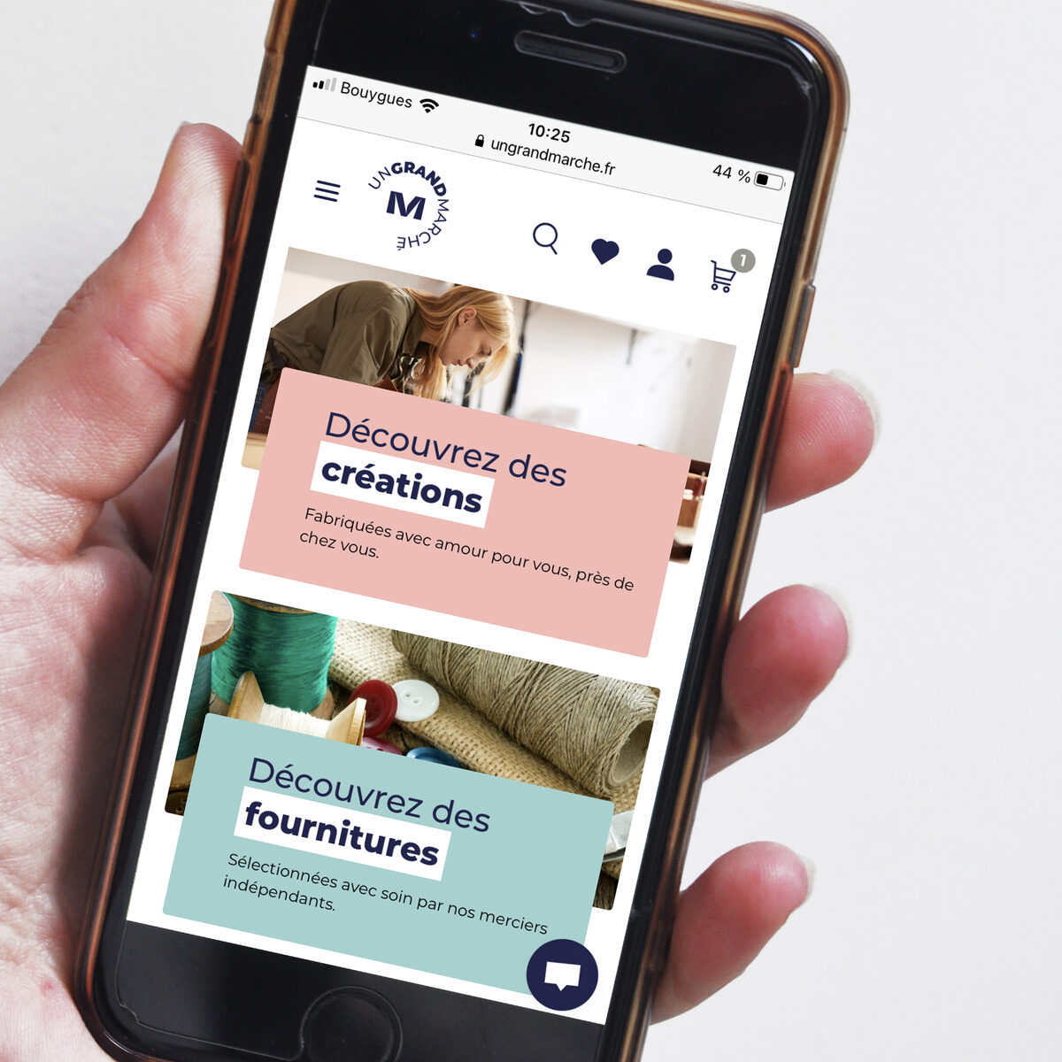 La boutique Un Grand Marché consultée sur un téléphone